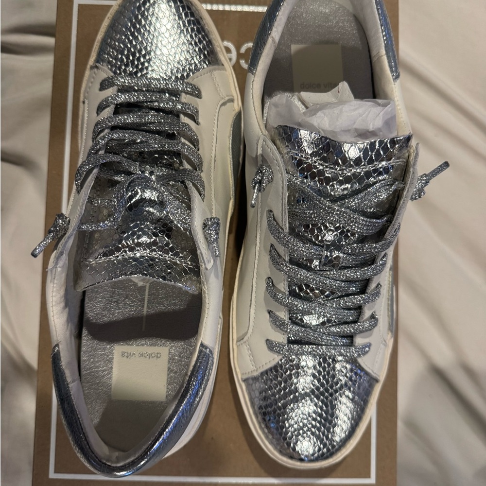 Brand new Dolce Vita Zina Metallic Silver and Cream Leather Sneakers - Picture 4 of 5